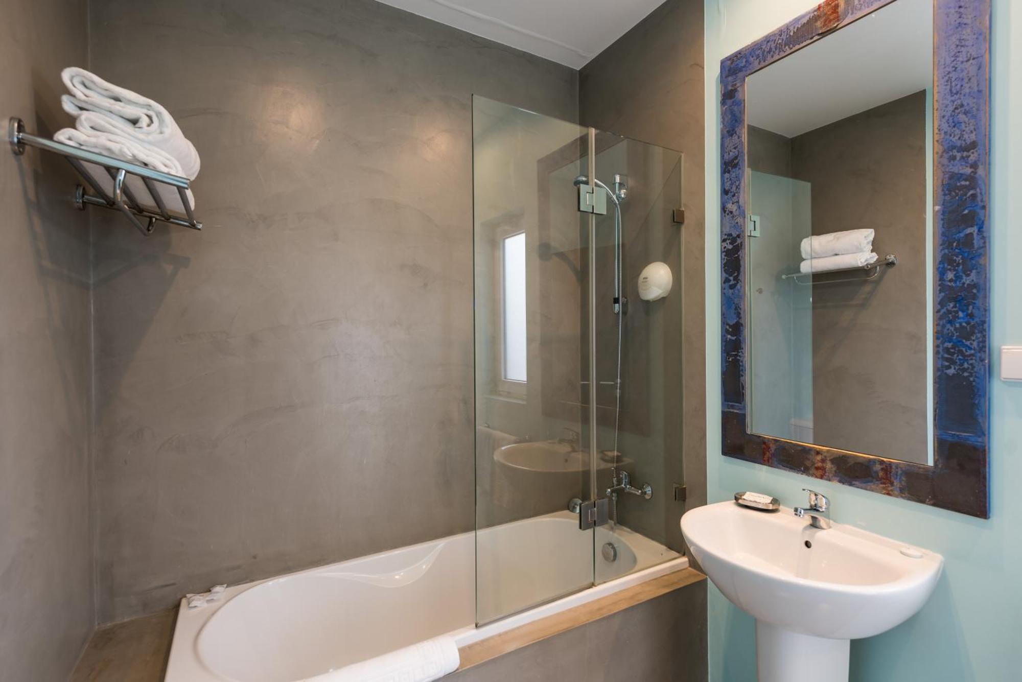 Apart-hotel Alfama - Lounge 3*