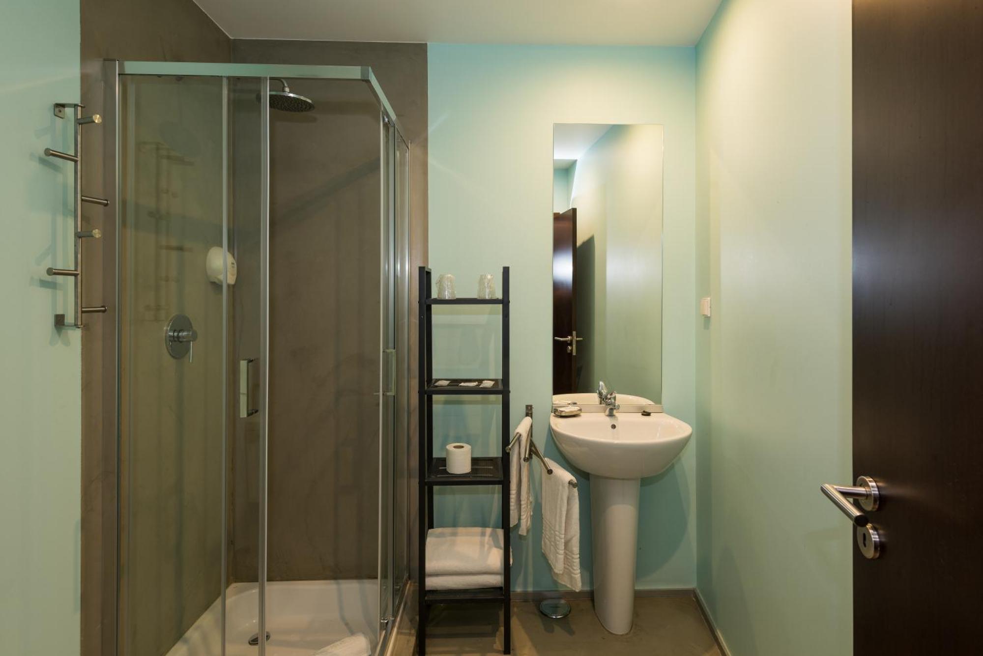 Alfama - Lounge Apartahotel 3*