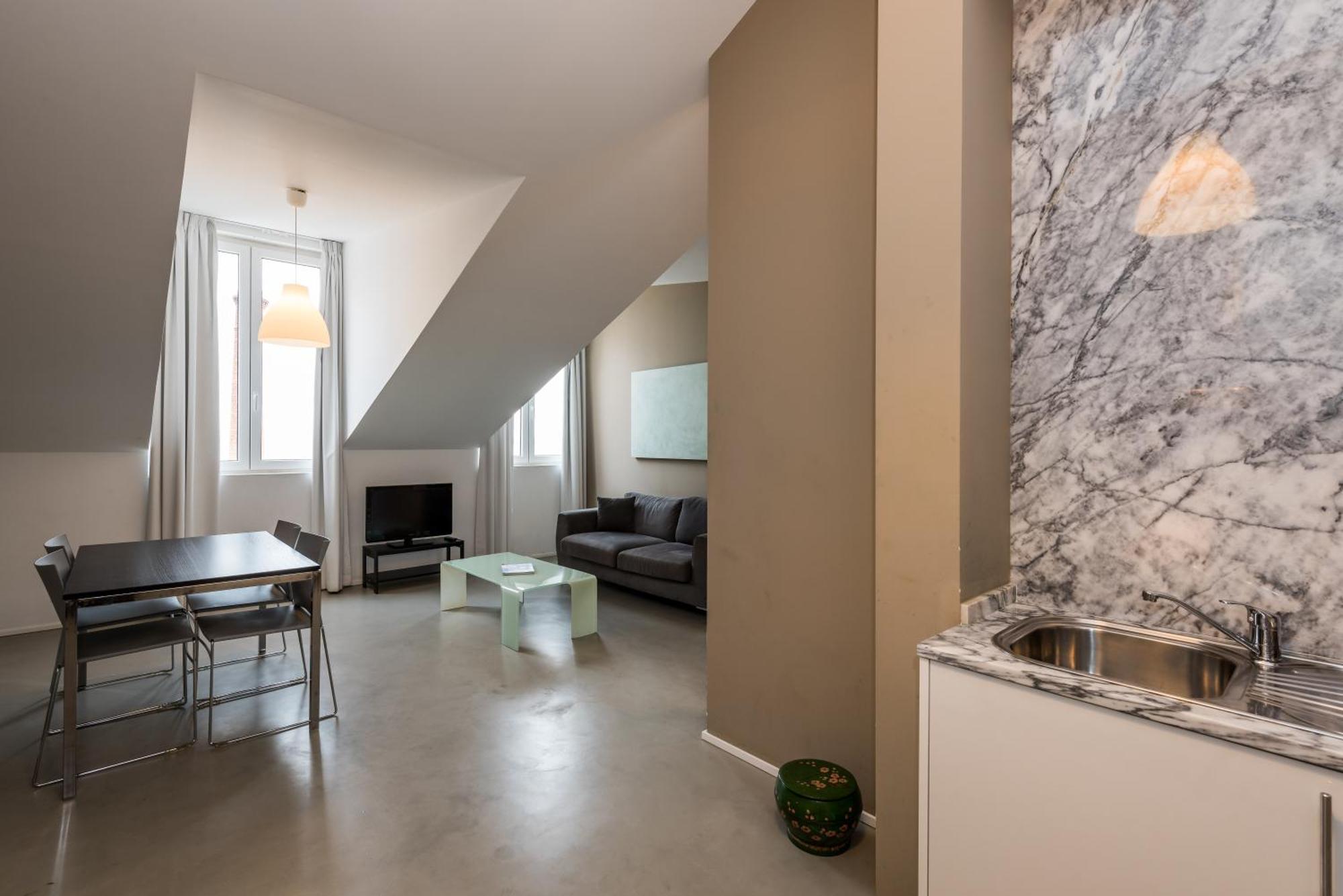 Alfama - Lounge Apart-hotel 3*